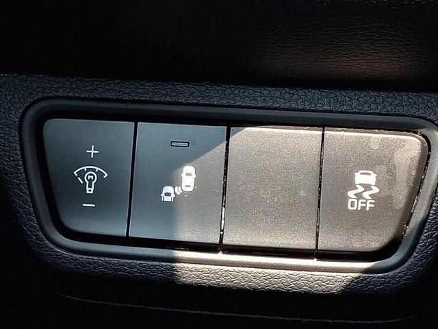 Photo of 2022 Steel Gray Kia Forte