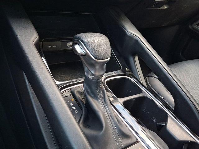 Photo of 2021 Glacial White Pearl Kia Telluride