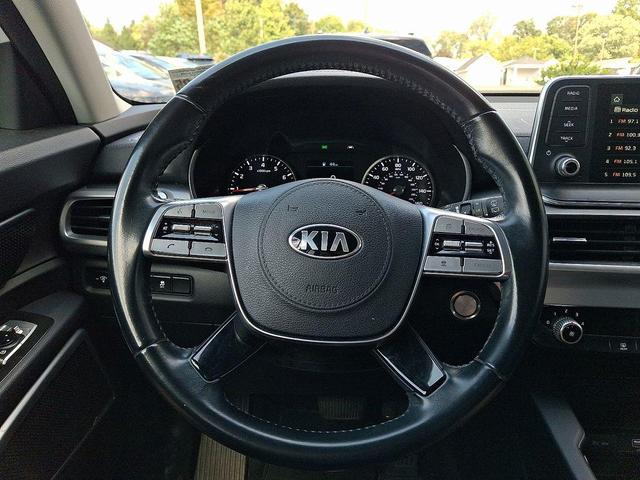 Photo of 2021 Glacial White Pearl Kia Telluride