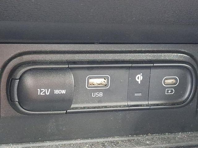 Photo of 2023 Ebony Black Kia Sportage