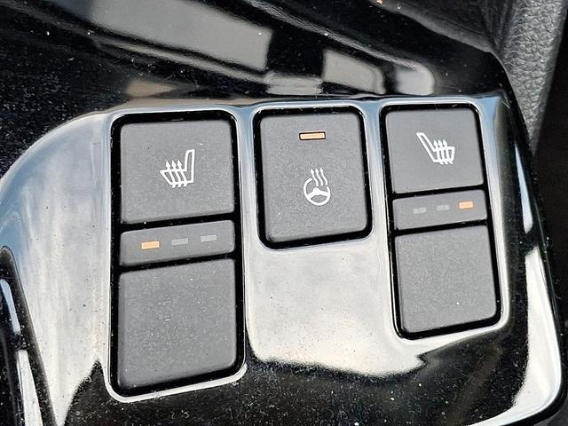 Photo of 2023 Ebony Black Kia Sportage