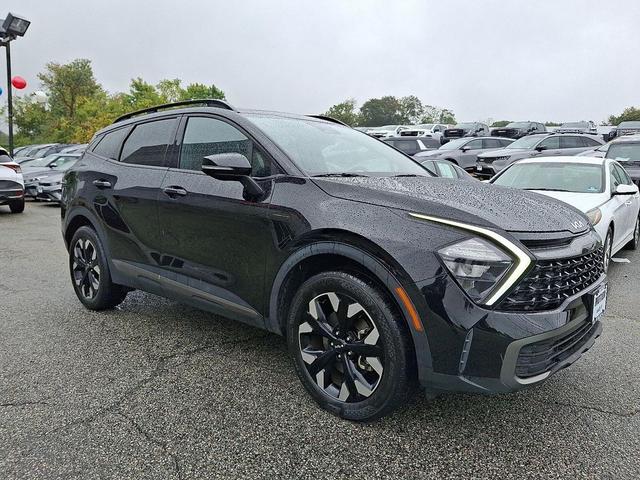 Photo of 2023 Ebony Black Kia Sportage
