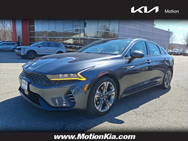 2022 Kia K5