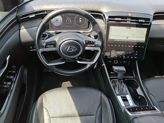 Photo of 2022 Phantom Black Hyundai SANTA CRUZ