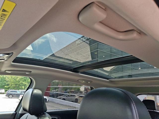 Photo of 2022 Aruba Green Kia Sorento