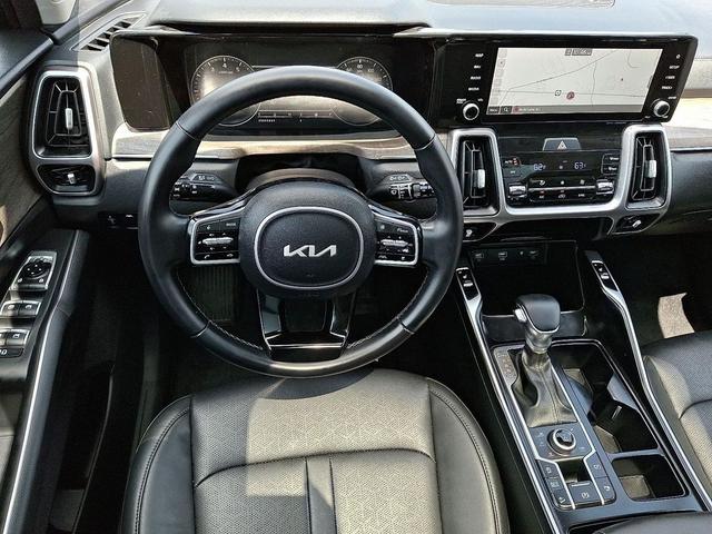 Photo of 2022 Aruba Green Kia Sorento