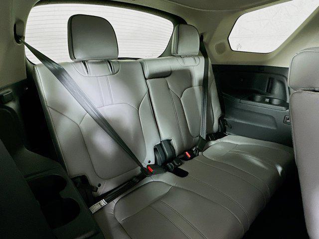 Photo of 2025 Obsidian Blue Honda Pilot