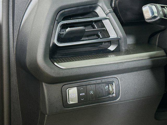 Photo of 2024 Lakeshore Blue Metallic Chevrolet Traverse