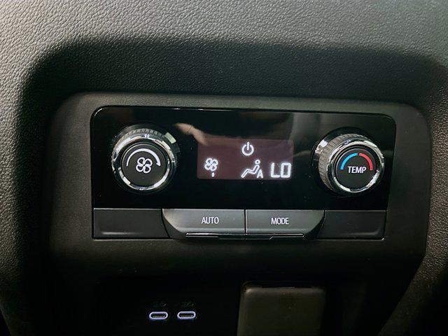 Photo of 2024 Lakeshore Blue Metallic Chevrolet Traverse