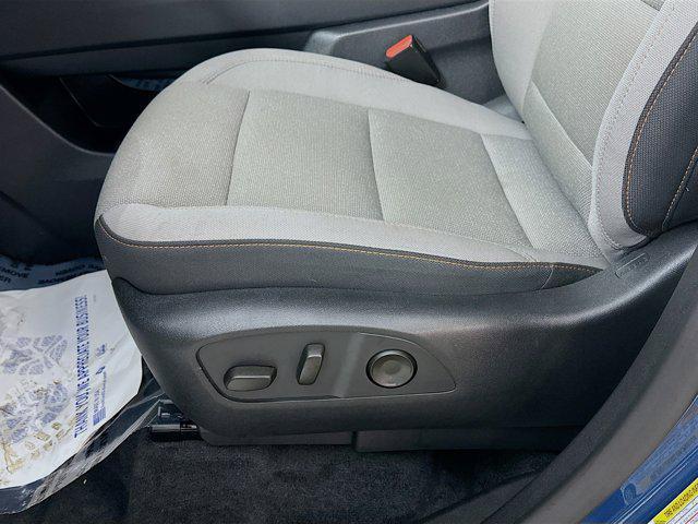 Photo of 2024 Lakeshore Blue Metallic Chevrolet Traverse