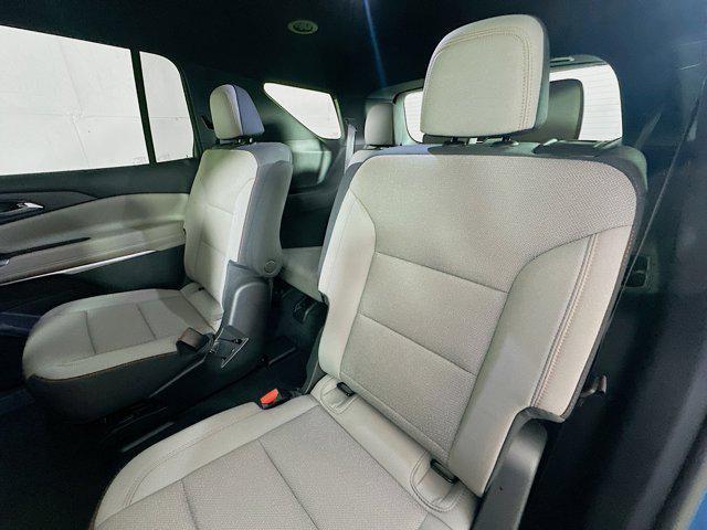 Photo of 2024 Lakeshore Blue Metallic Chevrolet Traverse