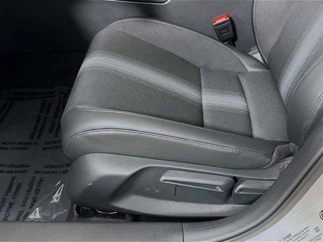 Photo of 2025 Platinum White Pearl Honda Civic