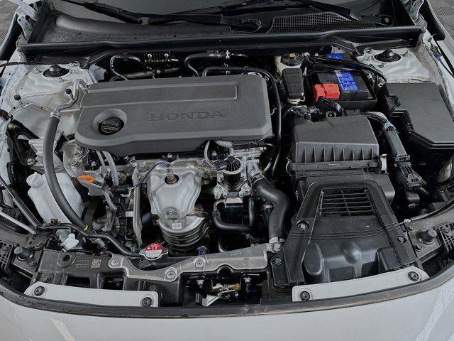 Photo of 2025 Platinum White Pearl Honda Civic