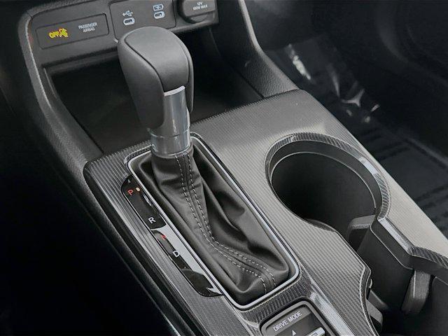 Photo of 2025 Platinum White Pearl Honda Civic