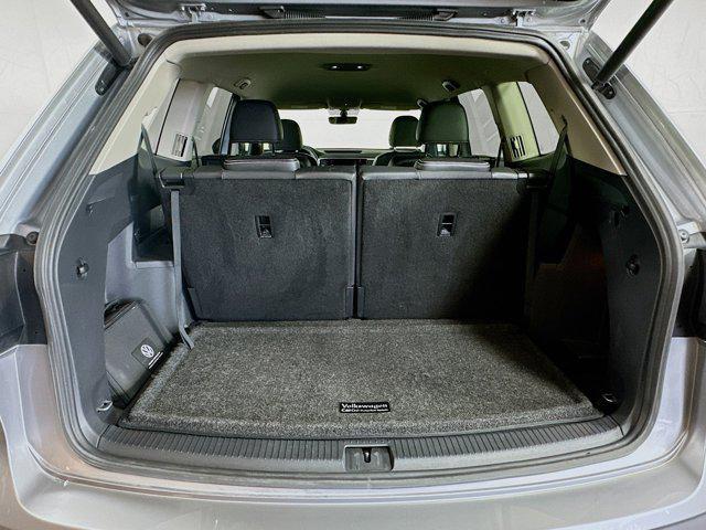 Photo of 2022 Pyrite Silver Metallic Volkswagen Atlas