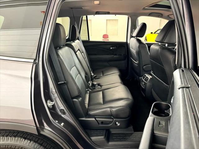 Photo of 2021 Modern Steel Metallic Honda Pilot