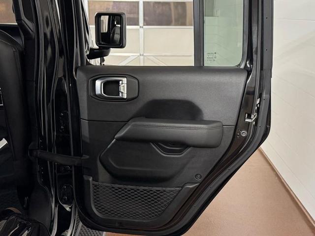 Photo of 2021 Black Jeep Wrangler Unlimited
