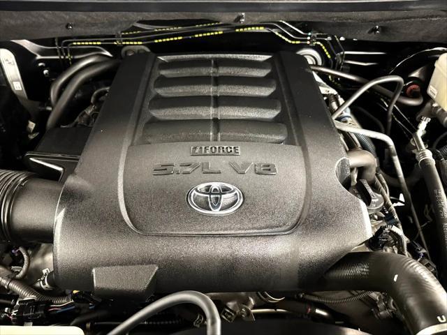 Photo of 2019 Midnight Black Metallic Toyota Tundra
