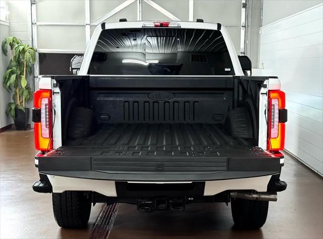 Photo of 2025 Star White Ford F-250