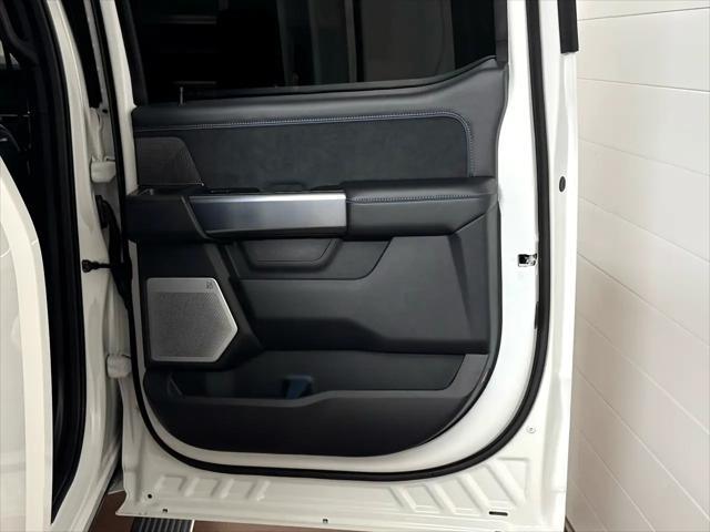 Photo of 2025 Star White Ford F-250