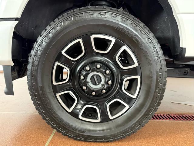 Photo of 2025 Star White Ford F-250