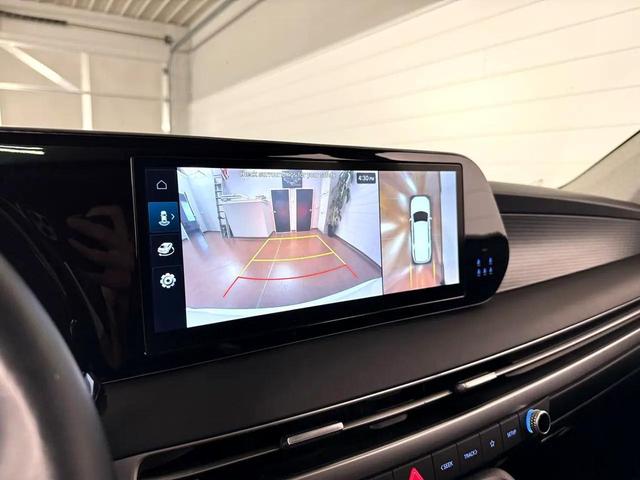 Photo of 2023 Hyper White Hyundai PALISADE