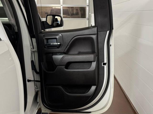 Photo of 2017 Summit White GMC Sierra 1500