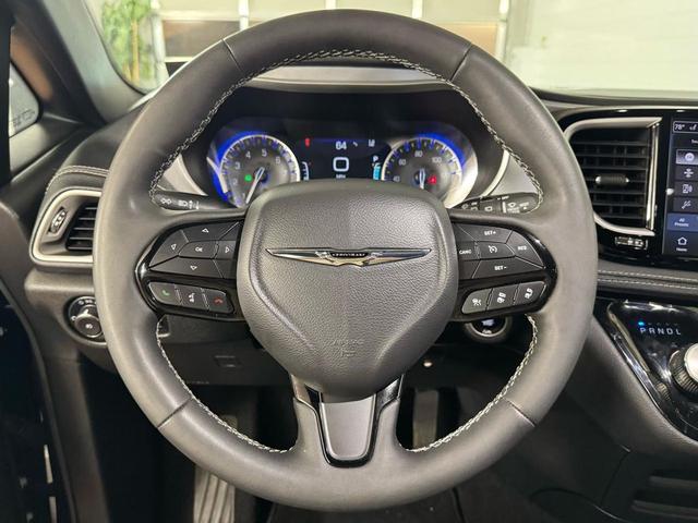 Photo of 2023 Fathom Blue Pearl Chrysler Pacifica