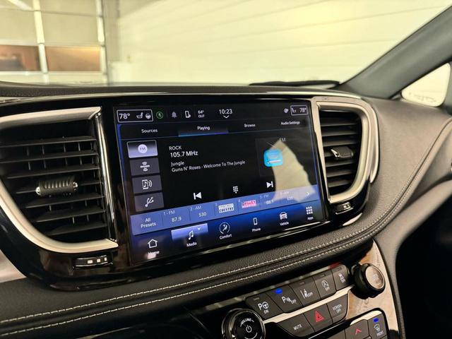 Photo of 2023 Fathom Blue Pearl Chrysler Pacifica