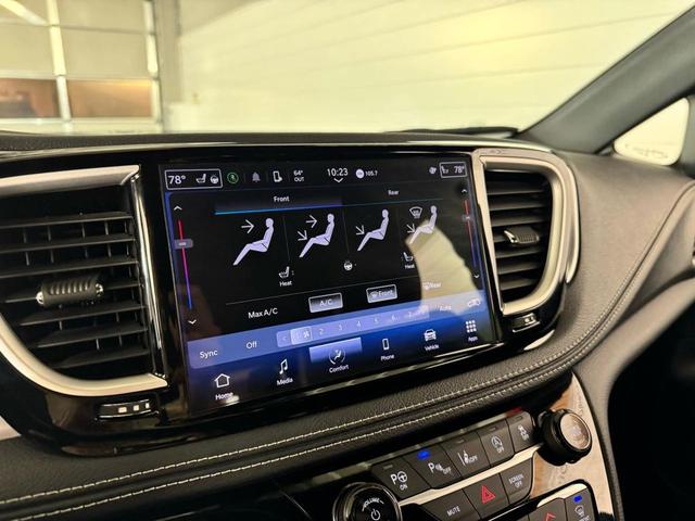 Photo of 2023 Fathom Blue Pearl Chrysler Pacifica