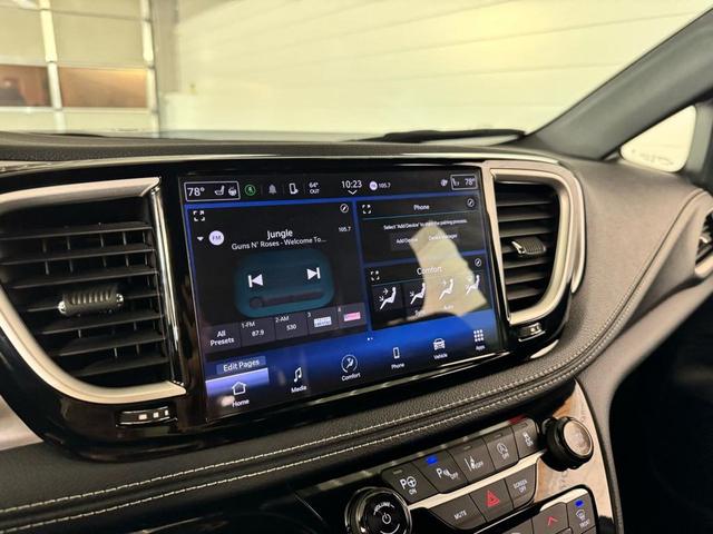 Photo of 2023 Fathom Blue Pearl Chrysler Pacifica