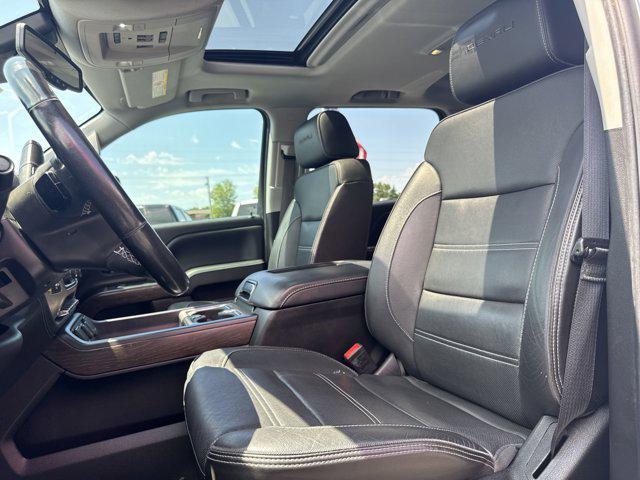 Photo of 2018 Quicksilver Metallic GMC Sierra 2500