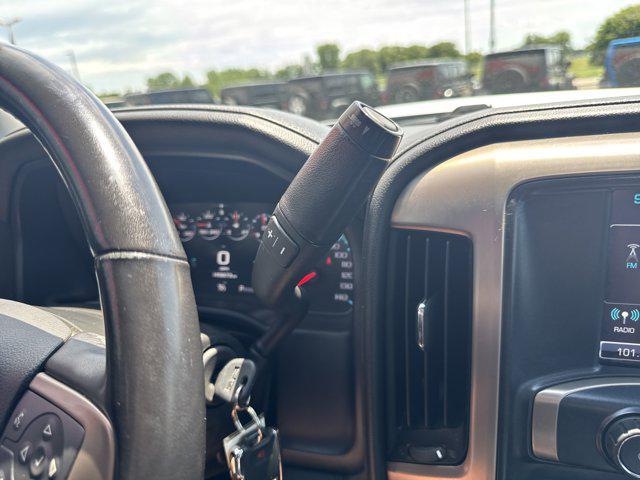Photo of 2018 Quicksilver Metallic GMC Sierra 2500