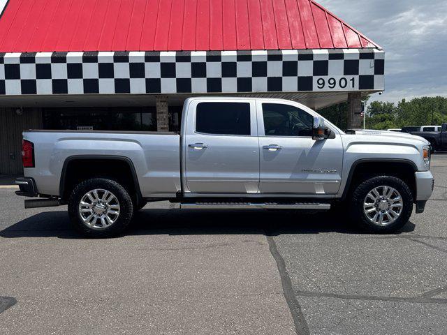 Photo of 2018 Quicksilver Metallic GMC Sierra 2500