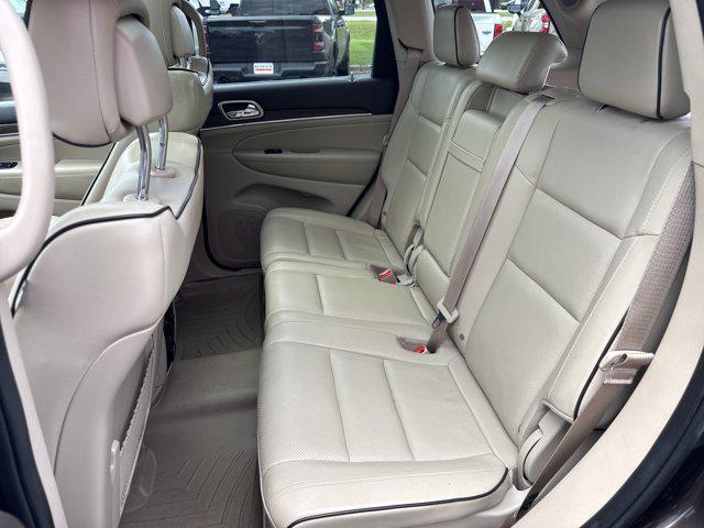 Photo of 2017 Luxury Brown Pearlcoat Jeep Grand Cherokee