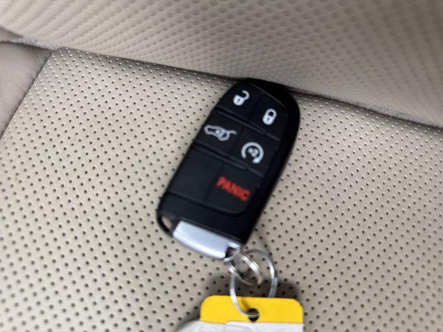 Photo of 2017 Luxury Brown Pearlcoat Jeep Grand Cherokee