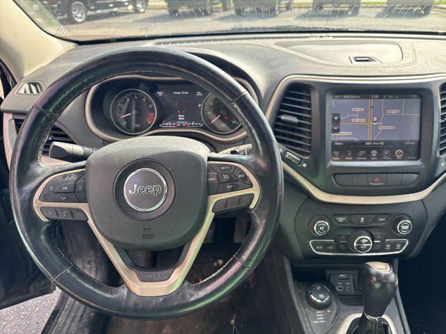 Photo of 2014 Brilliant Black Crystal Pearlcoat Jeep Cherokee