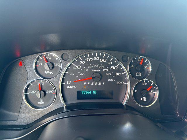 Photo of 2021 Summit White Chevrolet Express 3500
