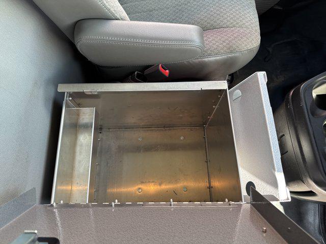 Photo of 2021 Summit White Chevrolet Express 3500