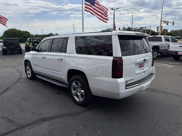 Photo of 2015 Summit White Chevrolet Suburban