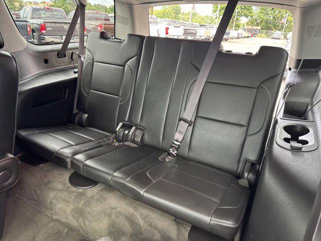 Photo of 2015 Summit White Chevrolet Suburban