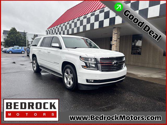 Photo of 2015 Summit White Chevrolet Suburban