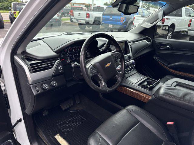 Photo of 2015 Summit White Chevrolet Suburban