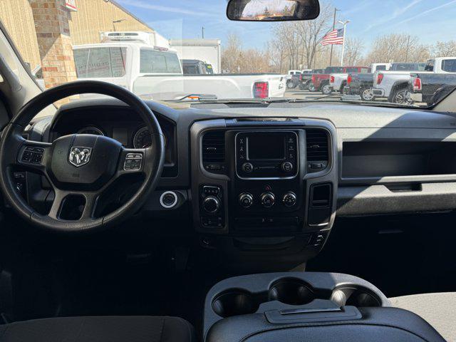 Photo of 2019 Black Clearcoat RAM 1500