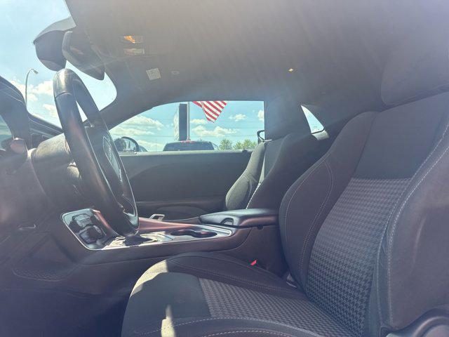 Photo of 2018 Pitch Black Clearcoat Dodge Challenger