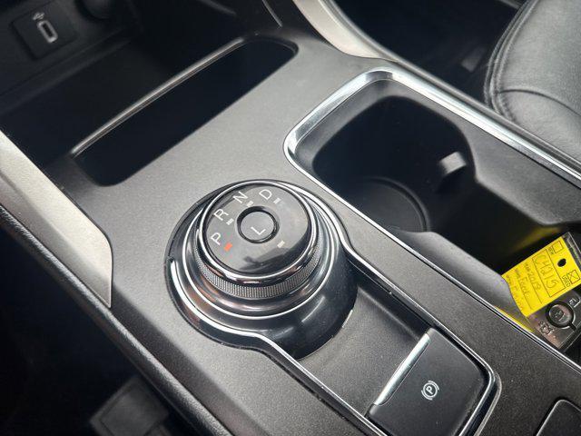 Photo of 2018 Oxford White Ford Fusion Hybrid