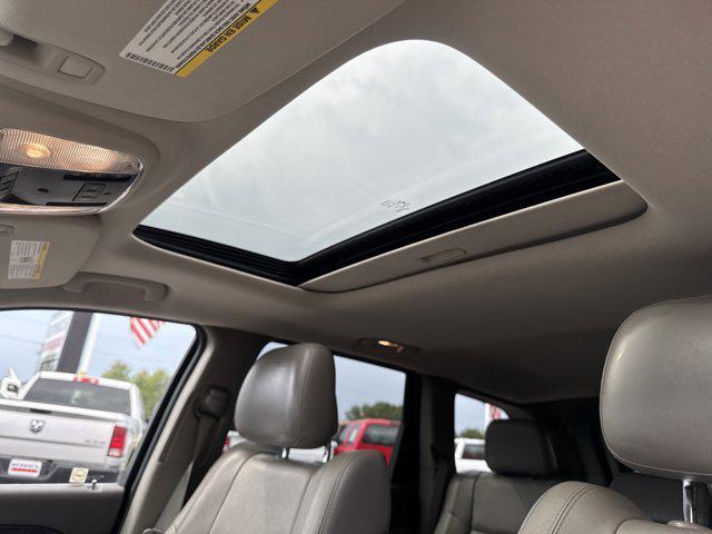 Photo of 2012 Maximum Steel Metallic Clearcoat Jeep Grand Cherokee