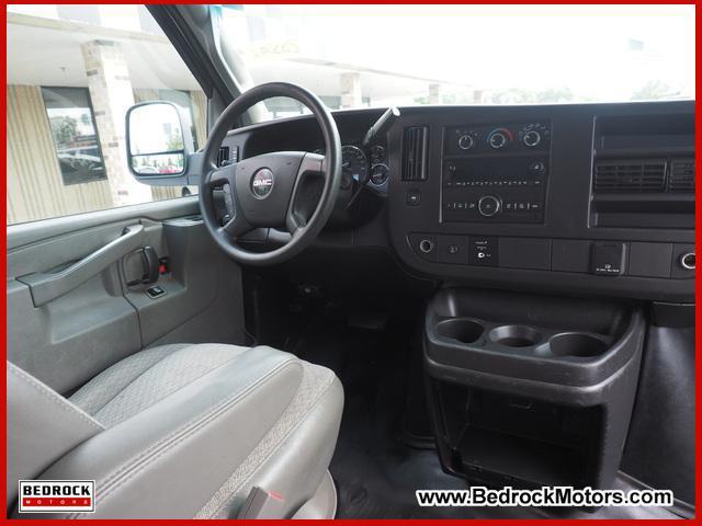 Photo of 2017 Summit White GMC Savana 2500