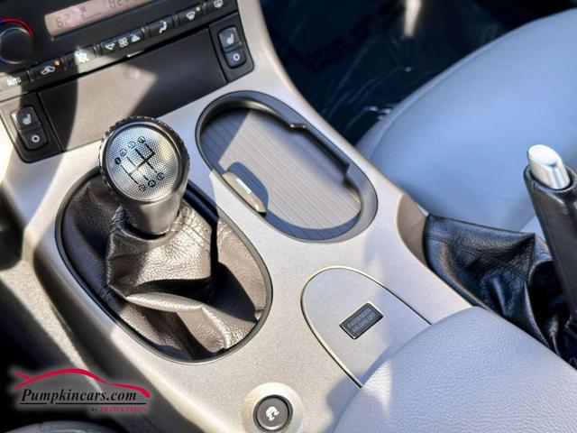 Photo of 2005 Silver Chevrolet Corvette