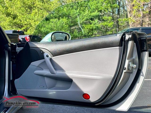 Photo of 2005 Silver Chevrolet Corvette